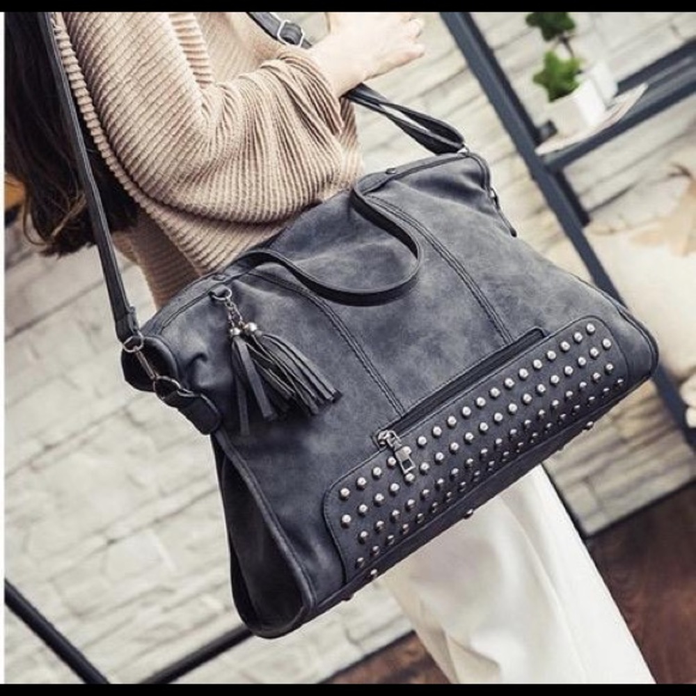 Oversized riveted tote bag